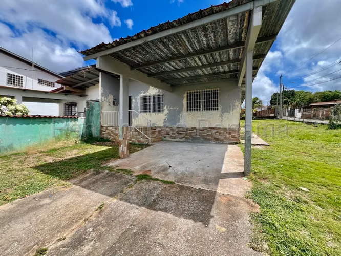 Se Vende Casa en Vista Alegre MDV26-7994