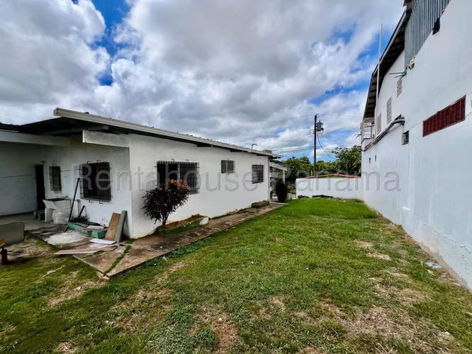 Se Vende Casa en Vista Alegre MDV26-7994