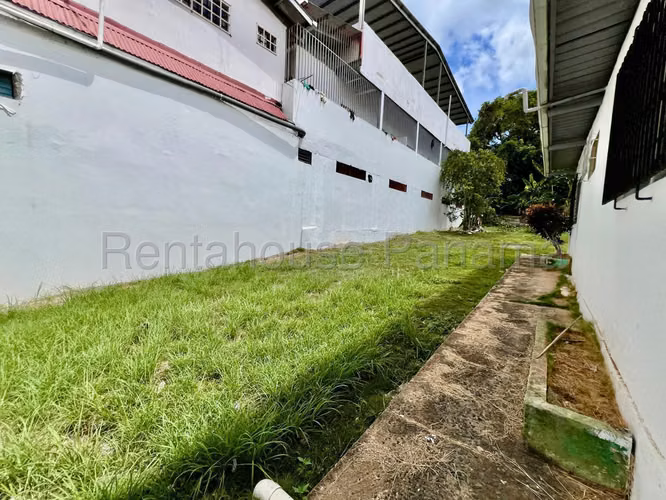 Se Vende Casa en Vista Alegre MDV26-7994