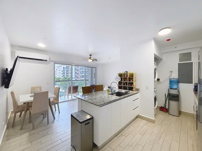 Venta de Apartamento Frente al Mar en Playa Caracol – PH Ventanas del Mar