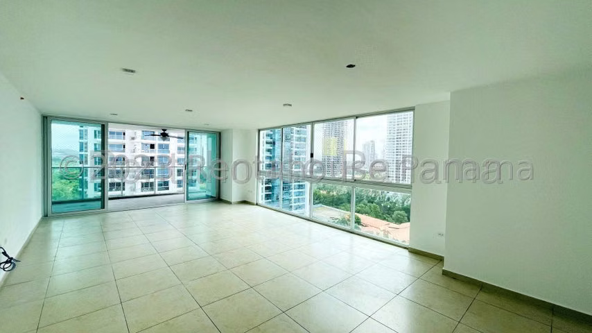 Sell apartment in Costa del Este LF26-8355 Only Direct Client