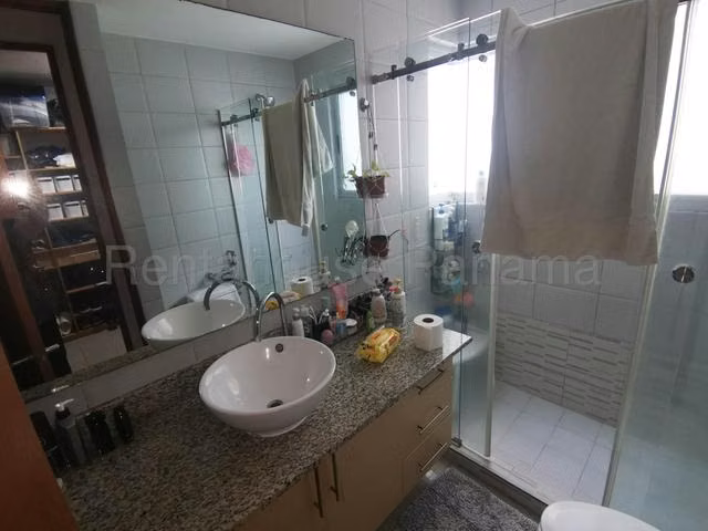 Vendo apartamento en San Francisco LF25-9233 Solo Cliente Directo