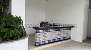 Venta de Apartamento con 169m2 en La Cresta PH Panorama 26-4911SR