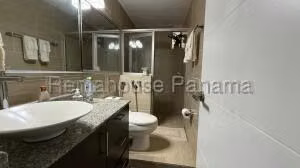 Venta de Apartamento con 169m2 en La Cresta PH Panorama 26-4911SR