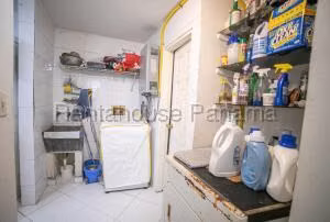 Venta de Apartamento con 169m2 en San Francisco PH Golf View 25-9578SR