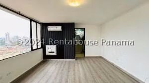 Venta de Apartamento con 116m2 en Obarrio PH Cancun 26-4127SR