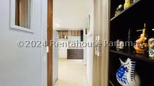 Venta de Apartamento con 116m2 en Obarrio PH Cancun 26-4127SR