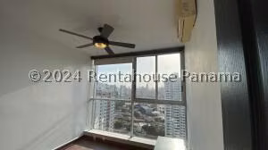 Venta de Apartamento con 171m2 en San Francisco PH Window Tower 25-5929SR