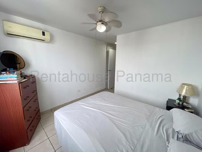 MB26-4385 Venta de Apartamento en Via España Ph Plaza Valencia Solo Cliente Directo