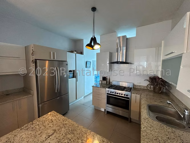 Vendo Apartamento en Bellavista MARINA PARK OF 24-552