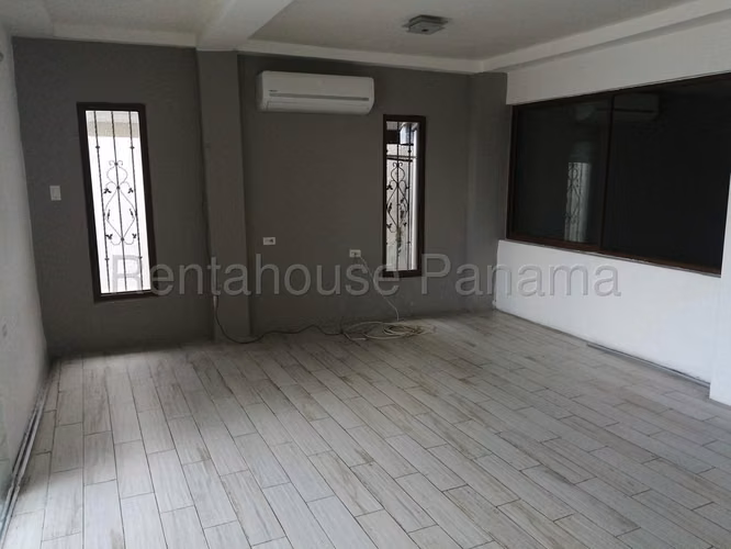 Alquiler de Casa en Milla 8 Ph Green Village KC