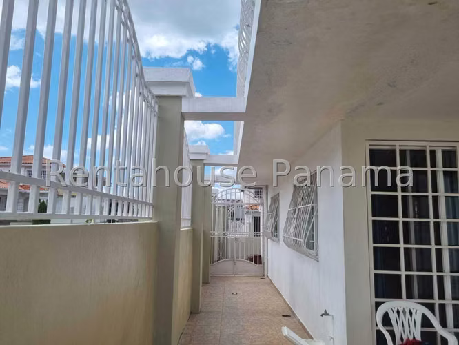 Alquiler de Casa en Brisas Del Golf Ph Brisas Village KC