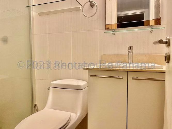 Apartamento en Alquiler en Condado del Rey JG