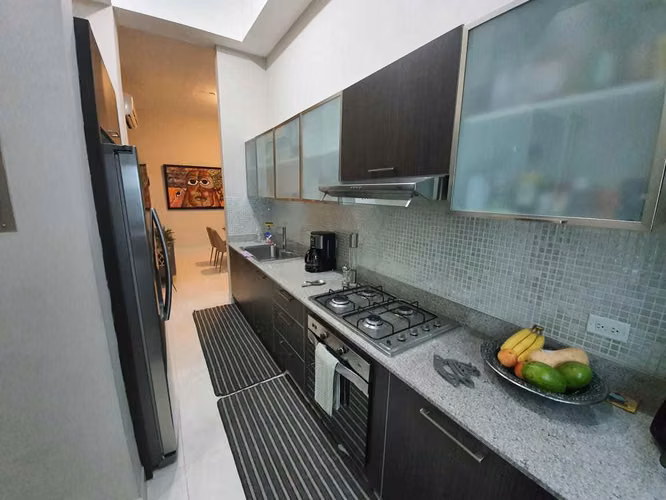 Se Vende Apartamento en El Cangrejo LA26-1575