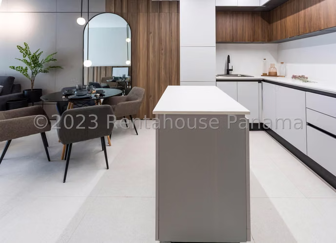 Se Vende Apartamento en Coco del Mar LA26-6814