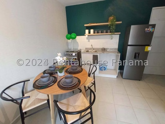 Apartamento en venta PH Valle del Río La Chorrera ELP 26-3346