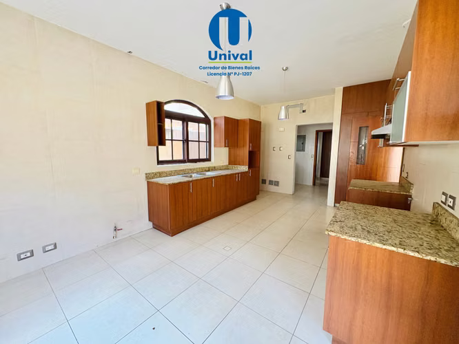 Casa en Venta en Costa Sur - El Doral