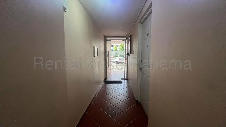 Apartamento en venta PH Residencial Llano Bonito ELP 25-9111