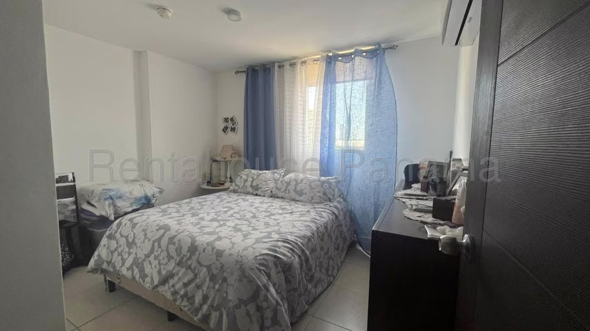 Apartamento en venta PH Llano Bonito ELP 25-6175