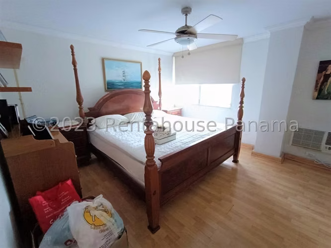 Venta de apartamento en Obarrio AK