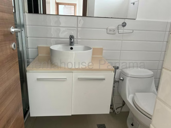 LGU-Venta de apartamento en San Francisco, PH Roma Tower.
