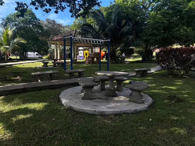 VENDO APARTAMENTO CLAYTON
