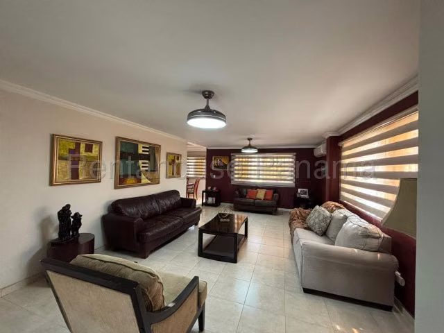 Venta Casa Residencial Las Huacas Altos de Panama 26YCG8236