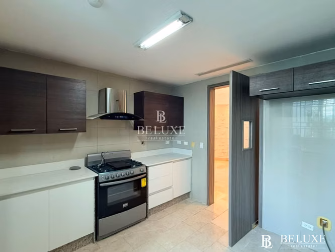 SE VENDE APARTAMENTO EN PH GRAND TOWER, PUNTA PACIFICA (6)