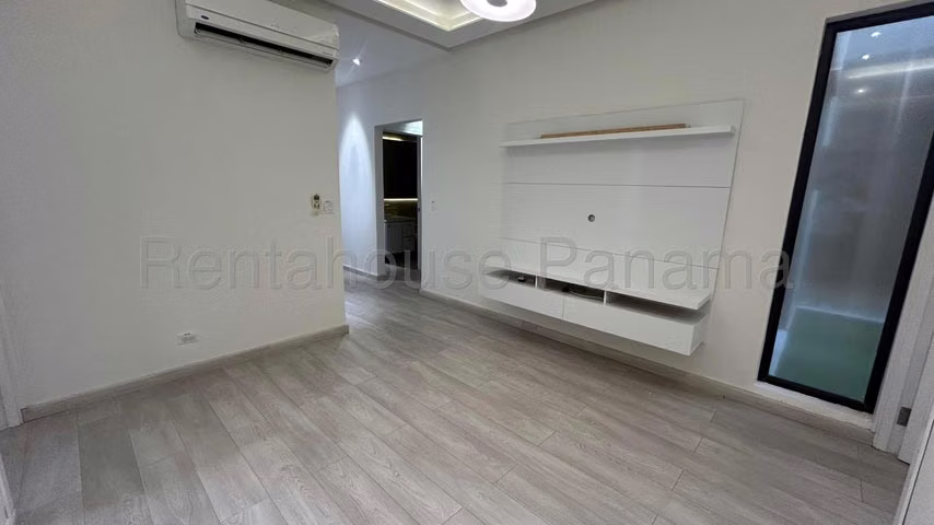 Alquiler Embassy Club Clayton 26YCG5805