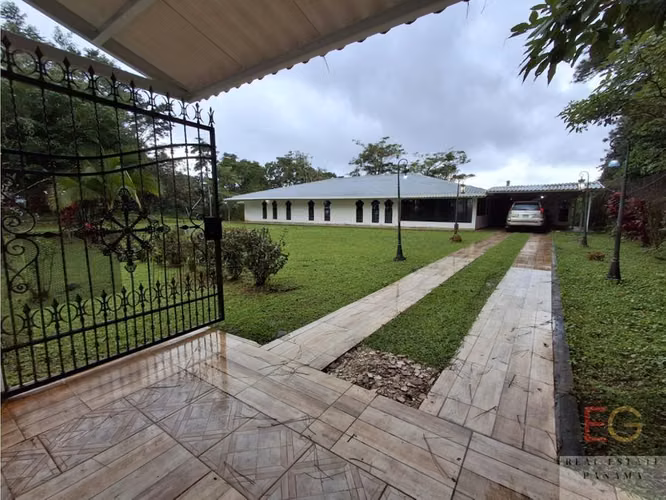 Hermosa casa en Venta en Altos de Cerro Azul - Imagen 2