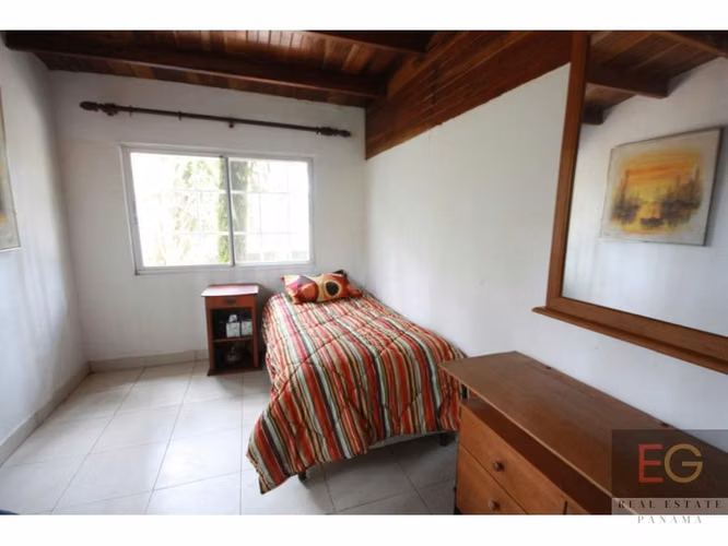 Se vende casa en Altos de Cerro Azul - Imagen 6