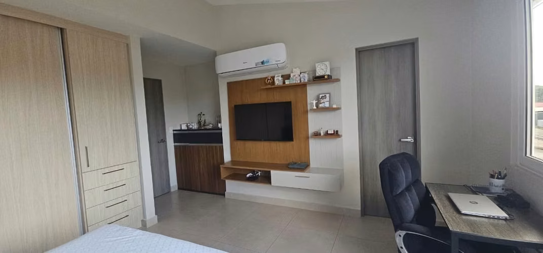 ALQUILER DE HERMOSA CASA AMOBLADA EN PANAMA PACÍFICO - Imagen 9