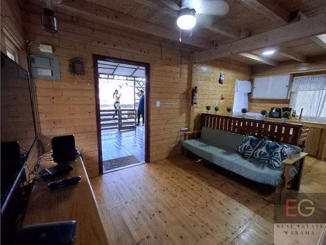 Se vende hermosa casa en Altos de Cerro Azul