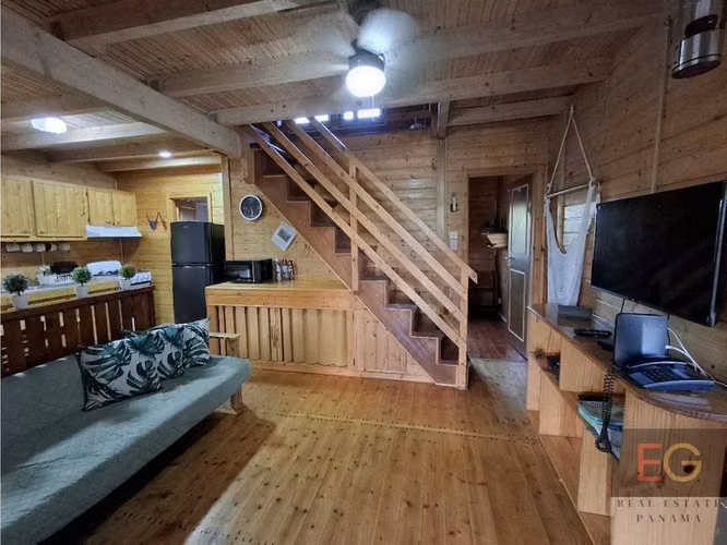 Se vende hermosa casa en Altos de Cerro Azul