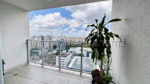 Alquiler de Apartamento con 79m2 en Carrasquilla PH Midpark 26-8246SR