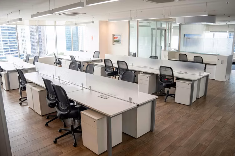EXCLUSIVE OFFICE RENTAL IN EAST COAST