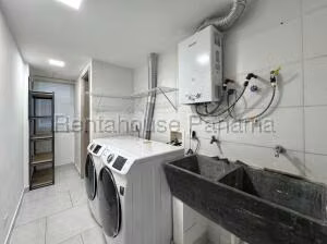 Alquiler de Apartamento con 145m2 en San Francisco PH The Towers 26-8093SR