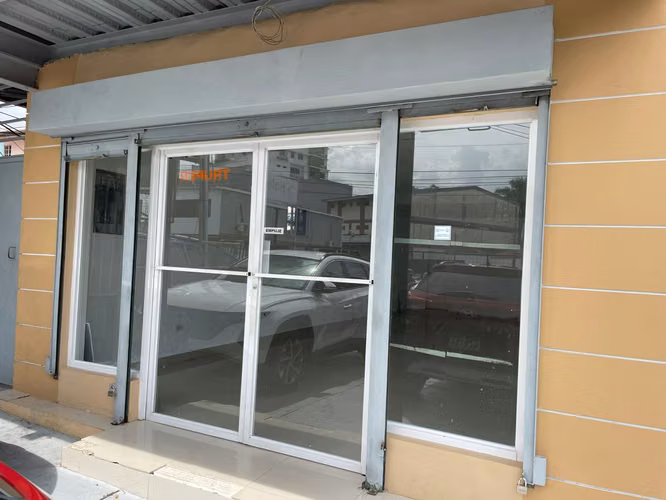 ALQUILER DE LOCAL COMERCIAL EN VISTA HERMOSA