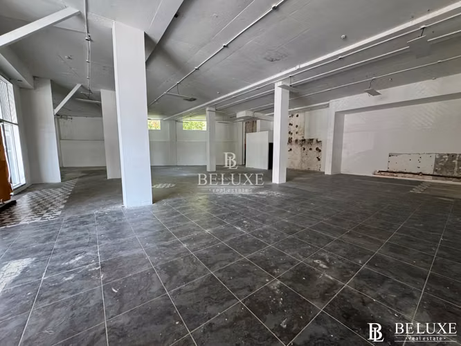 FOR RENT COMMERCIAL SPACE IN BRISAS MALL GROUND FLOOR, BRISAS DEL GOLF (20)