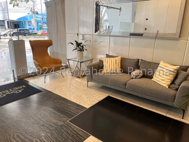 Apartamento en Alquiler Amoblado con Excelenre Ubicacion en Via España 26*2555Mfk