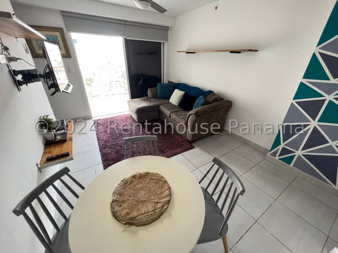 Apartamento en Alquiler Amoblado con Excelenre Ubicacion en Via España 26*2555Mfk