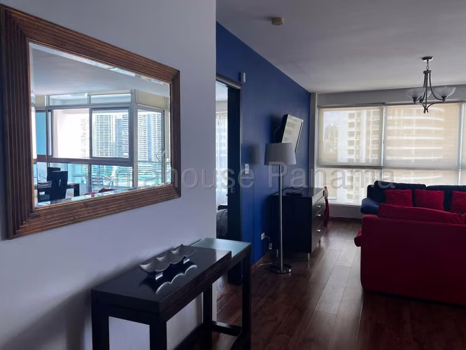 Apartamento en Venta en Avenida Balboa MPM 26-8280