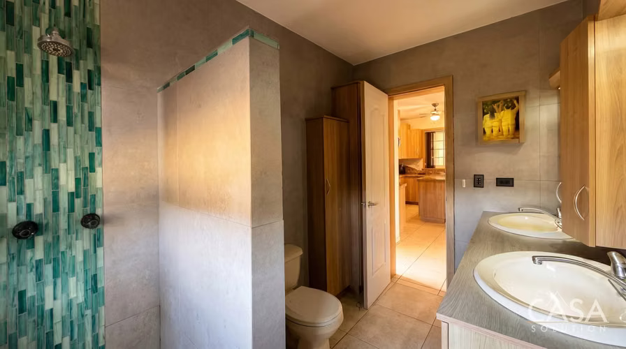 Reducción de Precio! Casa con vista a la montaña en venta en Sora, Chame – $175,000 o mejor oferta - Imagen 17