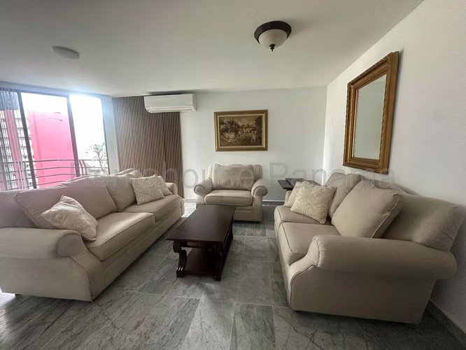 Apartamento en Alquiler en Bella Vista 26*8285Mfk