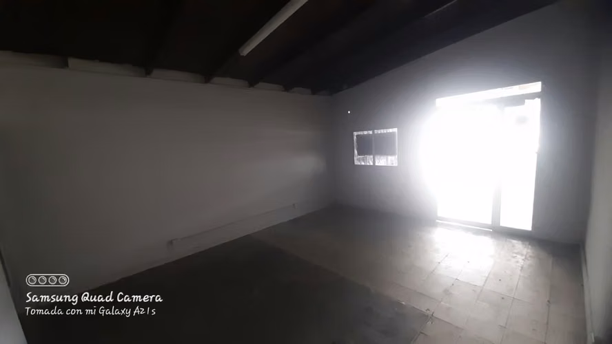ALQUILER DE  LOCAL COMERCIAL - PEDREGAL - Imagen 3