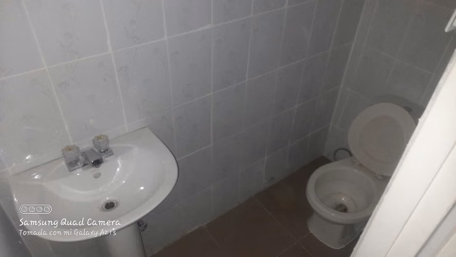 ALQUILER DE  LOCAL COMERCIAL - PEDREGAL - Imagen 9