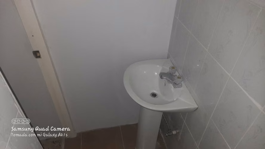 ALQUILER DE  LOCAL COMERCIAL - PEDREGAL - Imagen 11