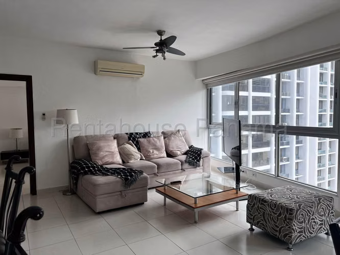 Apartment for sale on Avenida Balboa Ph Grandbay Tower NS