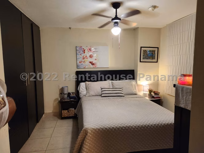 Venta de Apartamento en Pueblo Nuevo Ph Vista Marina Towers CCO