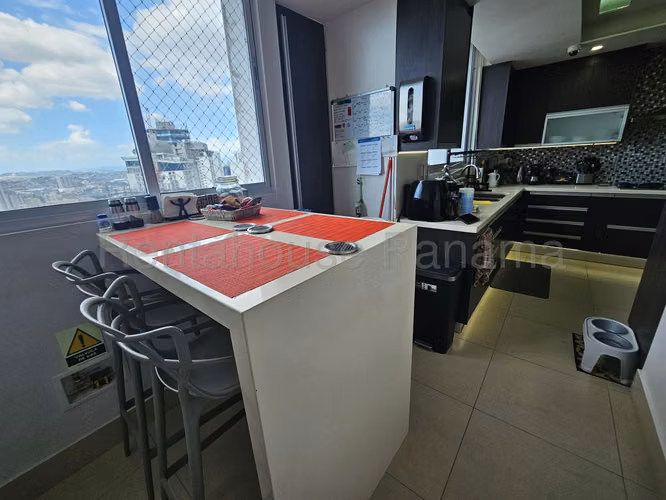 Vendo Apartamento en Coco del Mar OF26-6701